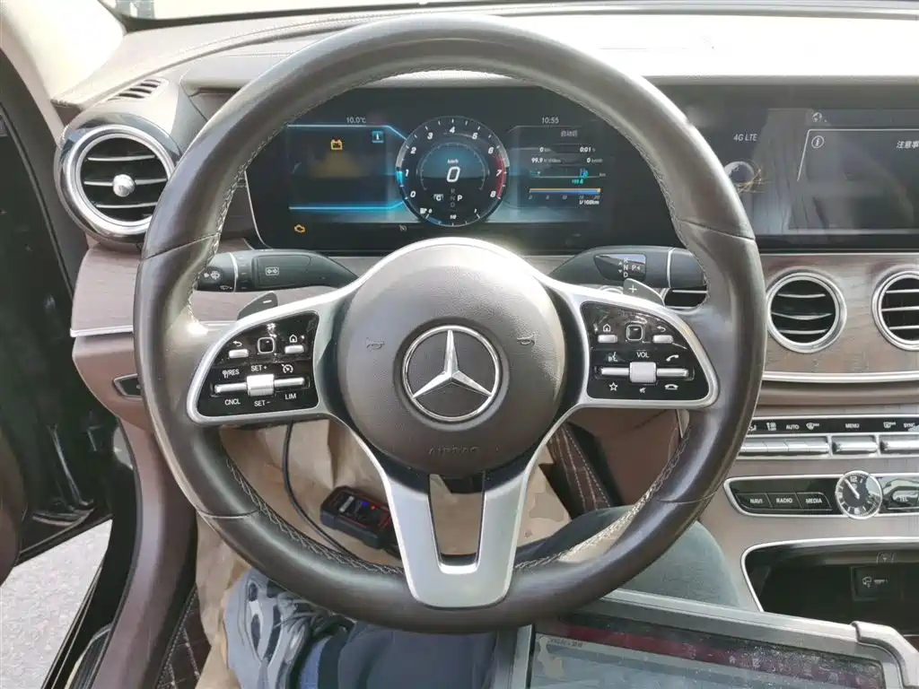Mercedes-Benz E-Class 2020 — фото 11