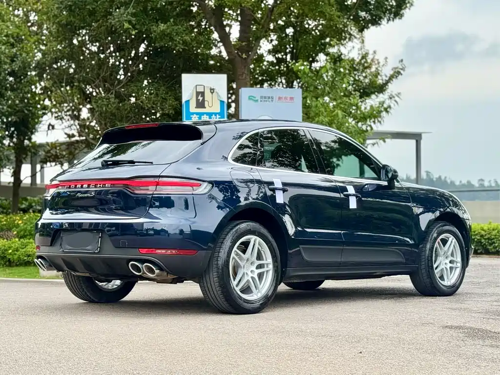 Porsche Macan 2021 — фото 9