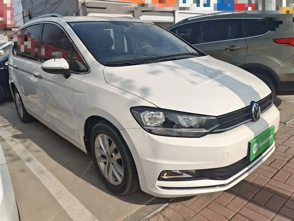 Volkswagen Touran 2018 — фото 4