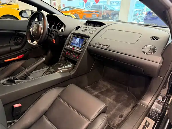 Lamborghini Gallardo 2013