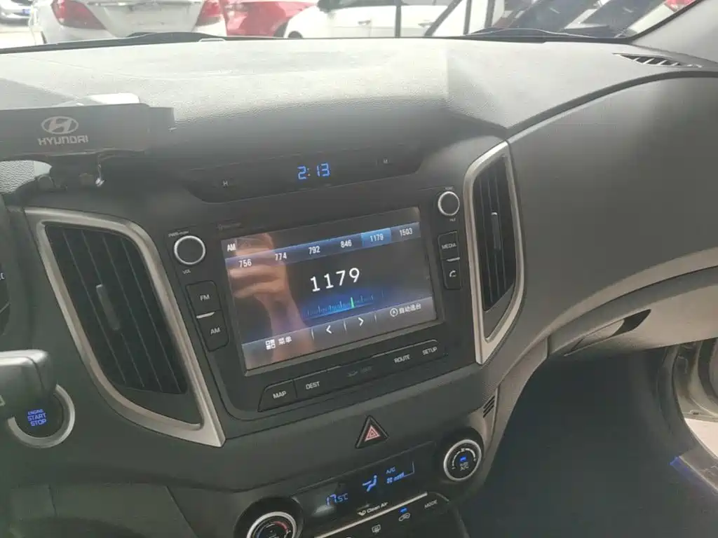 Hyundai ix25 2015 — фото 13