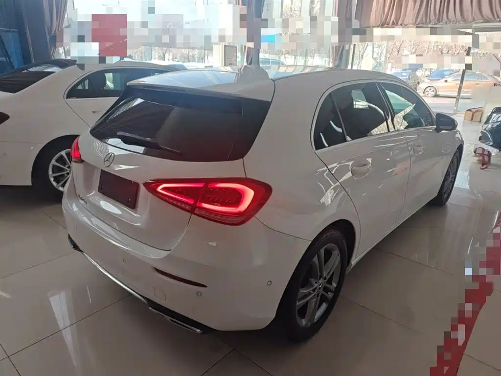 Mercedes-Benz A-Class 2019 — фото 5