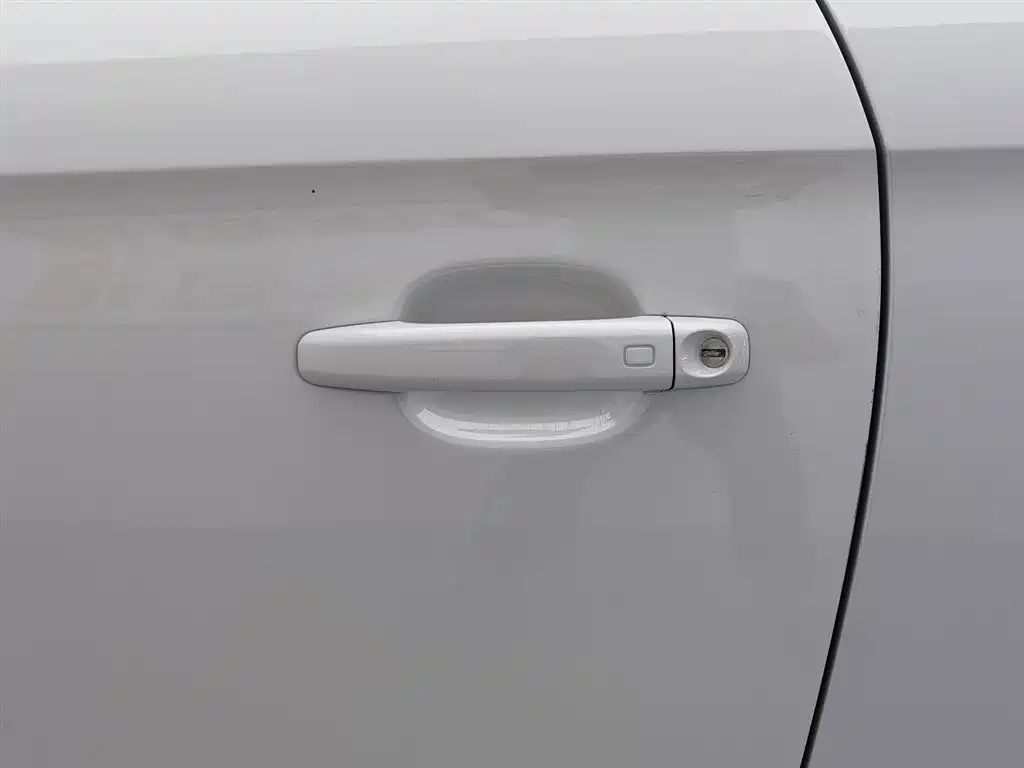 Audi A1 2015 — фото 18