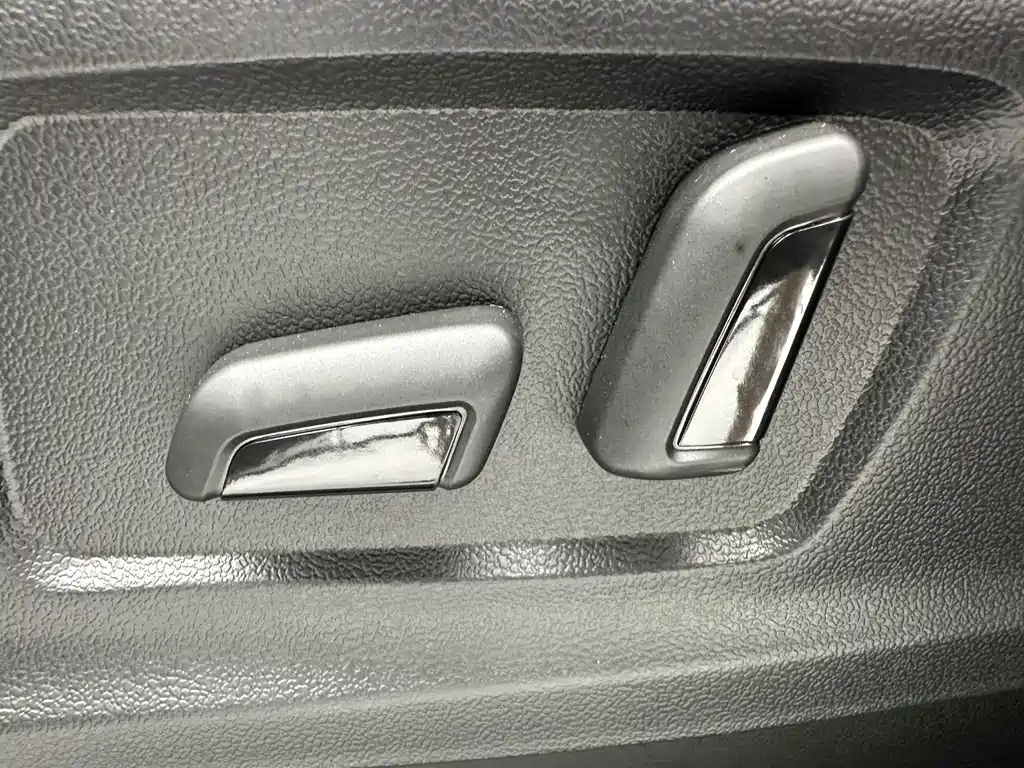 GAC Trumpchi M6 2022 — фото 12