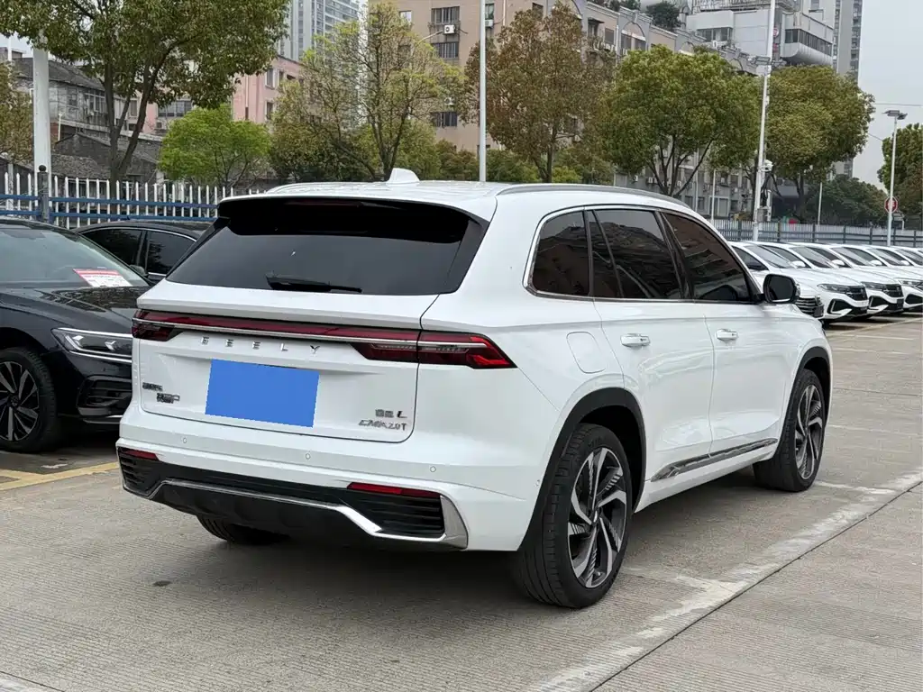 Geely Xingyue L 2022 — фото 6