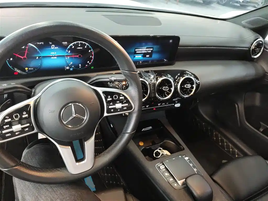 Mercedes-Benz A-Class 2021 — фото 10