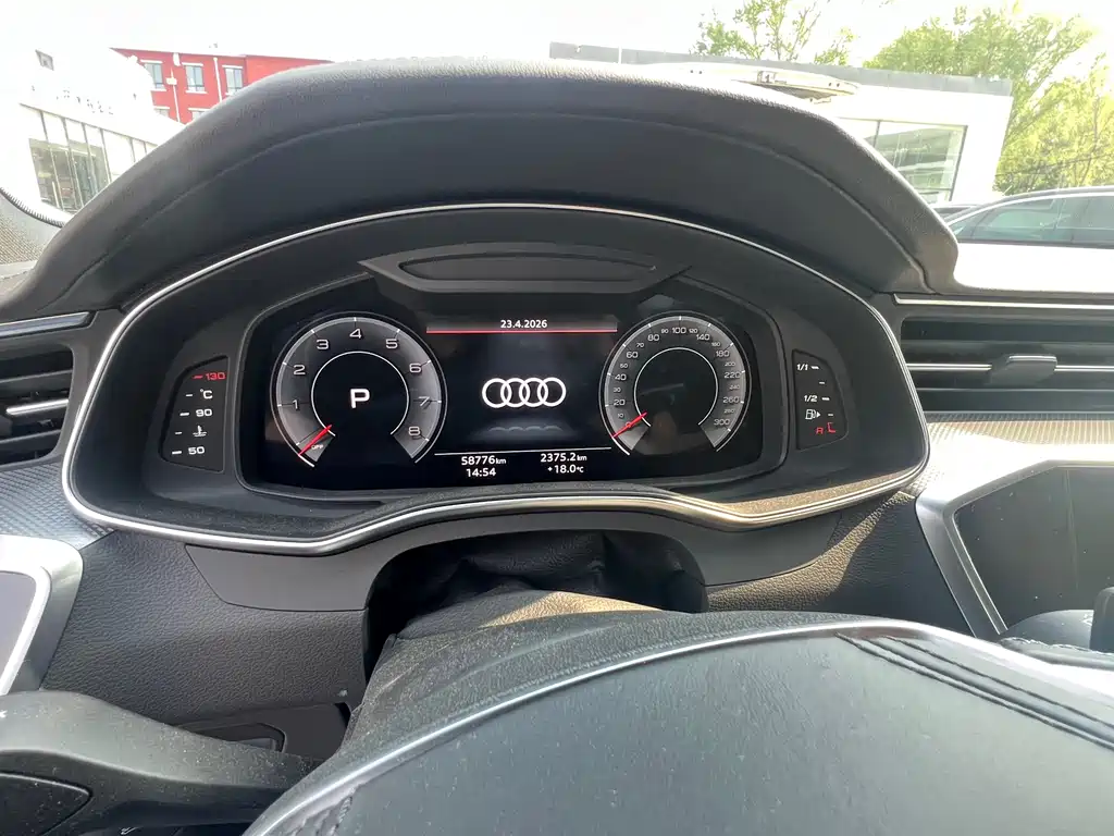 Audi A6L 2024 — фото 10