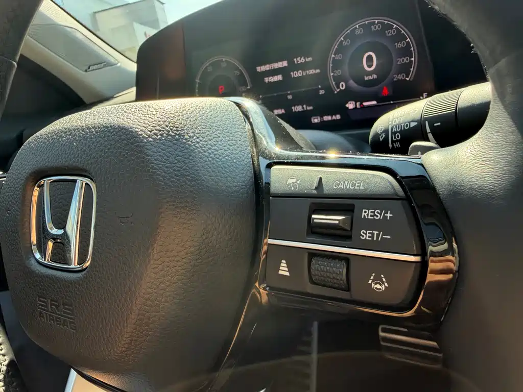 Honda Accord New Energy 2023 — фото 15