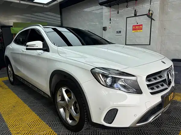 Mercedes-Benz GLA 2019