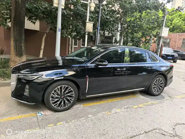 Hongqi H5 2024