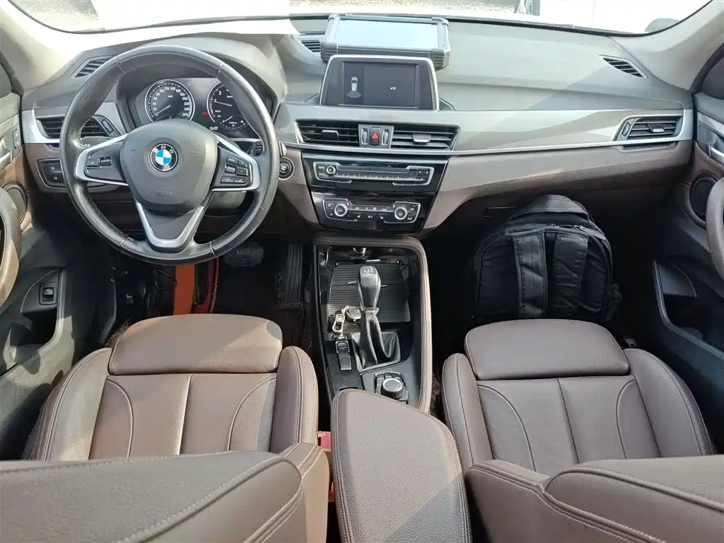 BMW X1 2019 — фото 12