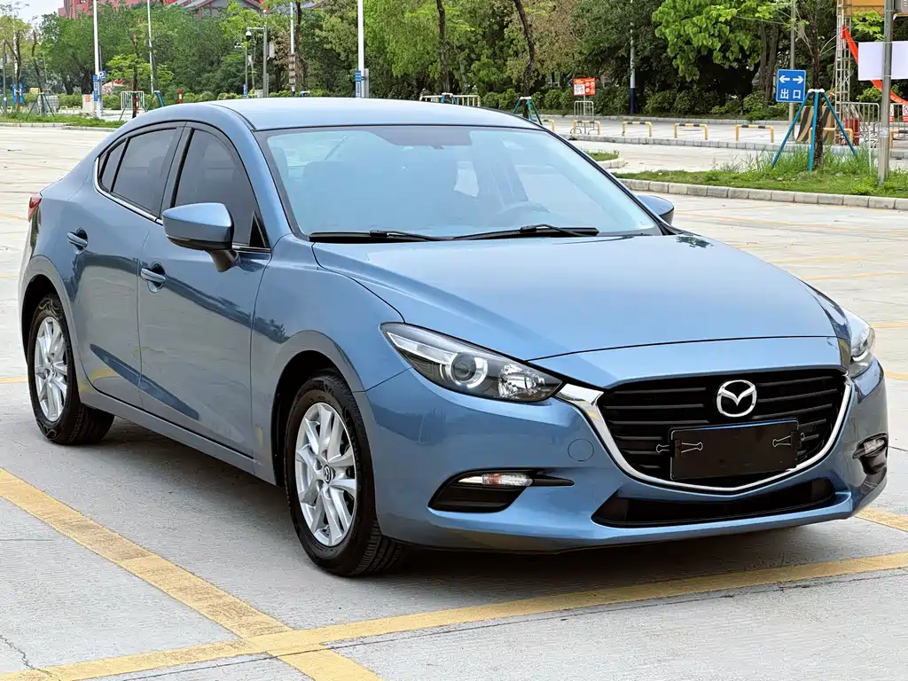 Mazda 3 Axela 2019 — фото 3
