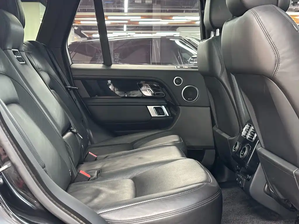 Land Rover Range Rover 2019 — фото 11