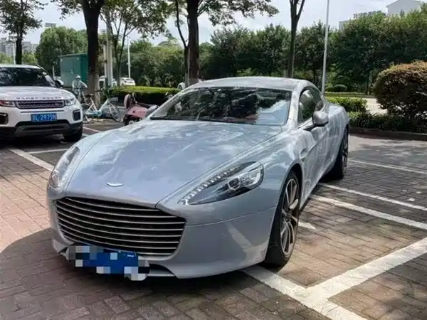 Aston Martin Rapide 2017
