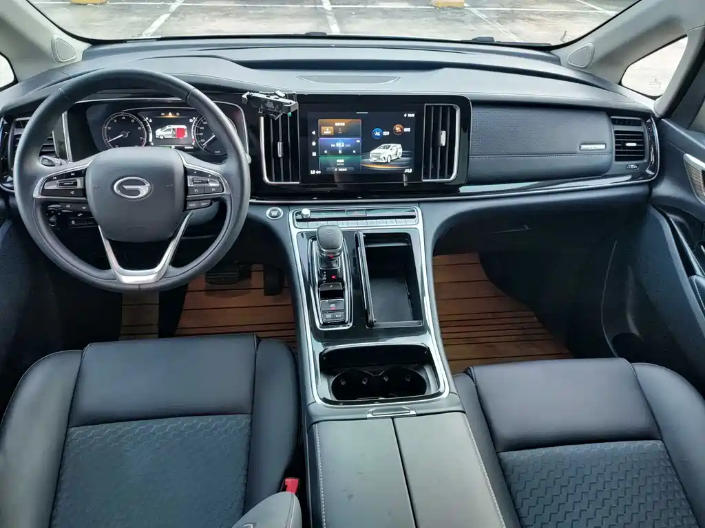 GAC Trumpchi M8 2024 — фото 11