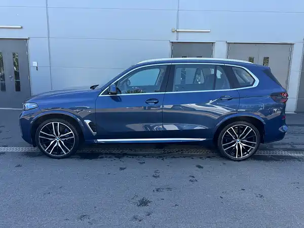 BMW X5 2025