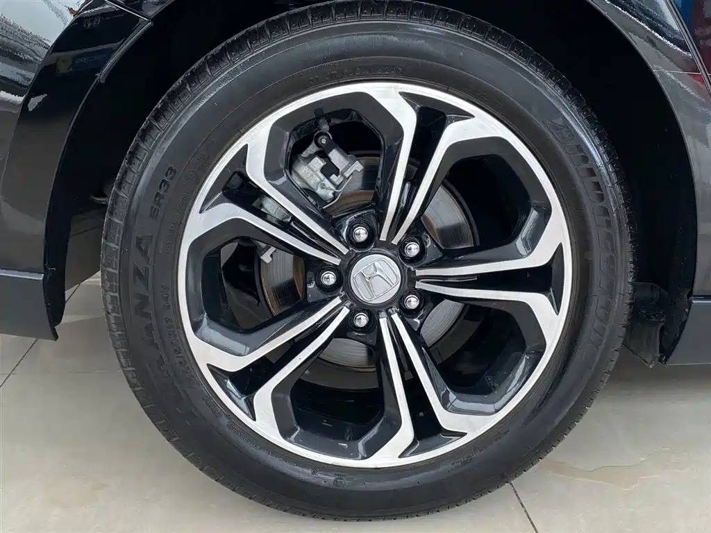 Honda Accord 2024 — фото 16