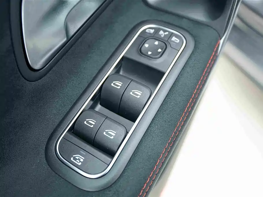 Mercedes-Benz CLA 2025 — фото 10