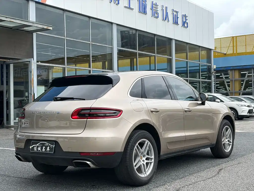 Porsche Macan 2016 — фото 2