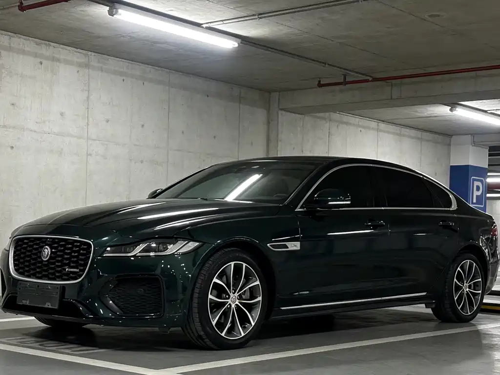 Jaguar XFL 2023 — фото 1