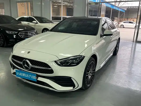 Mercedes-Benz C-Class 2024
