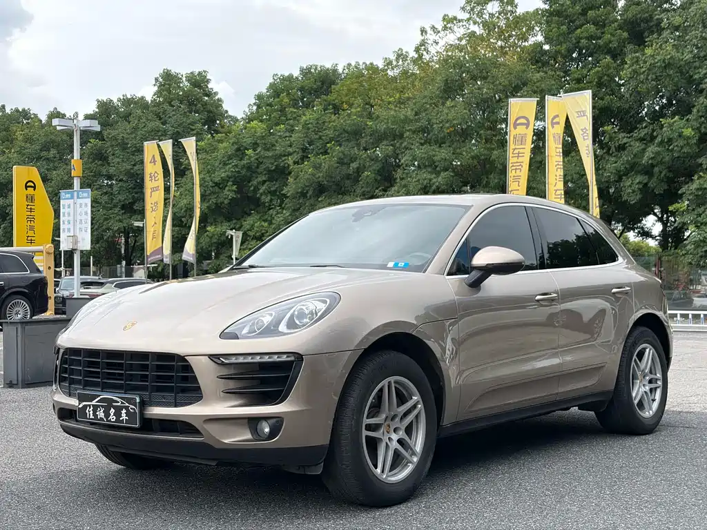 Porsche Macan 2016 — фото 1
