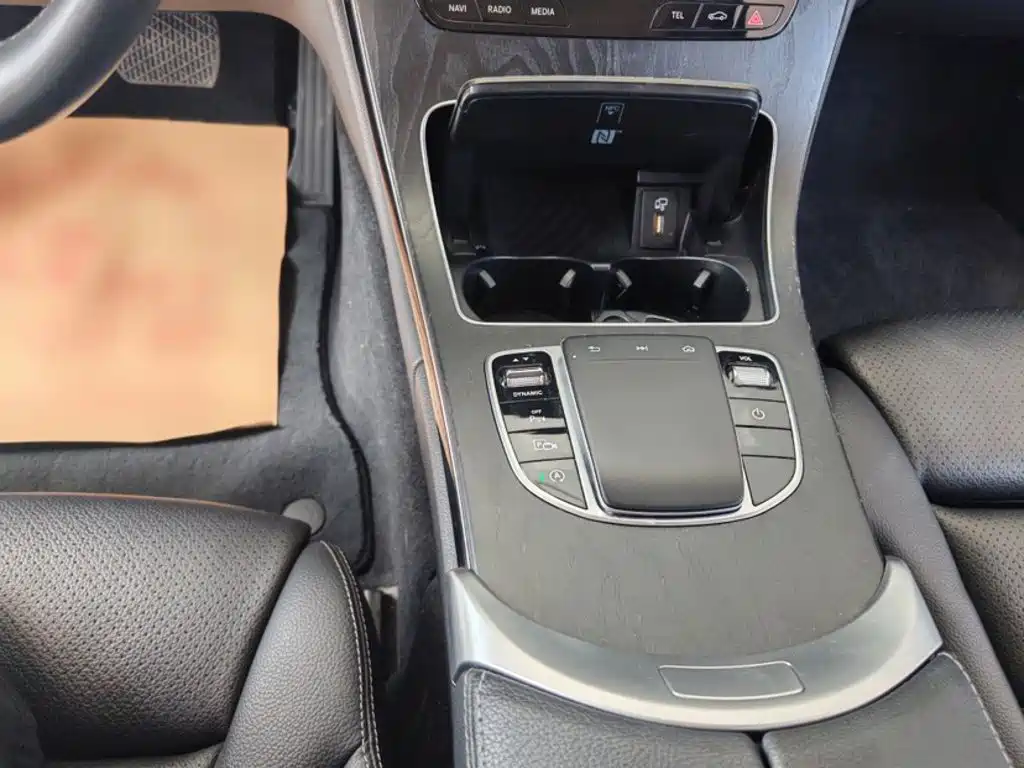 Mercedes-Benz C-Class 2020 — фото 13
