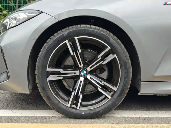 BMW 3 Series 2024