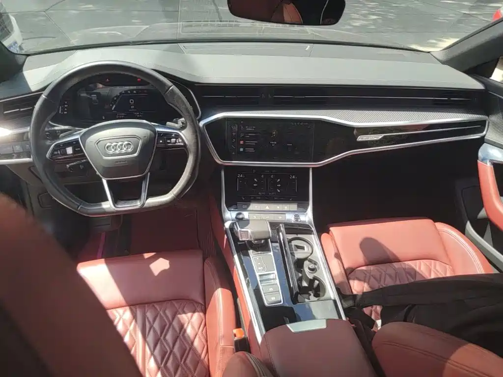 Audi A7L 2023 — фото 14