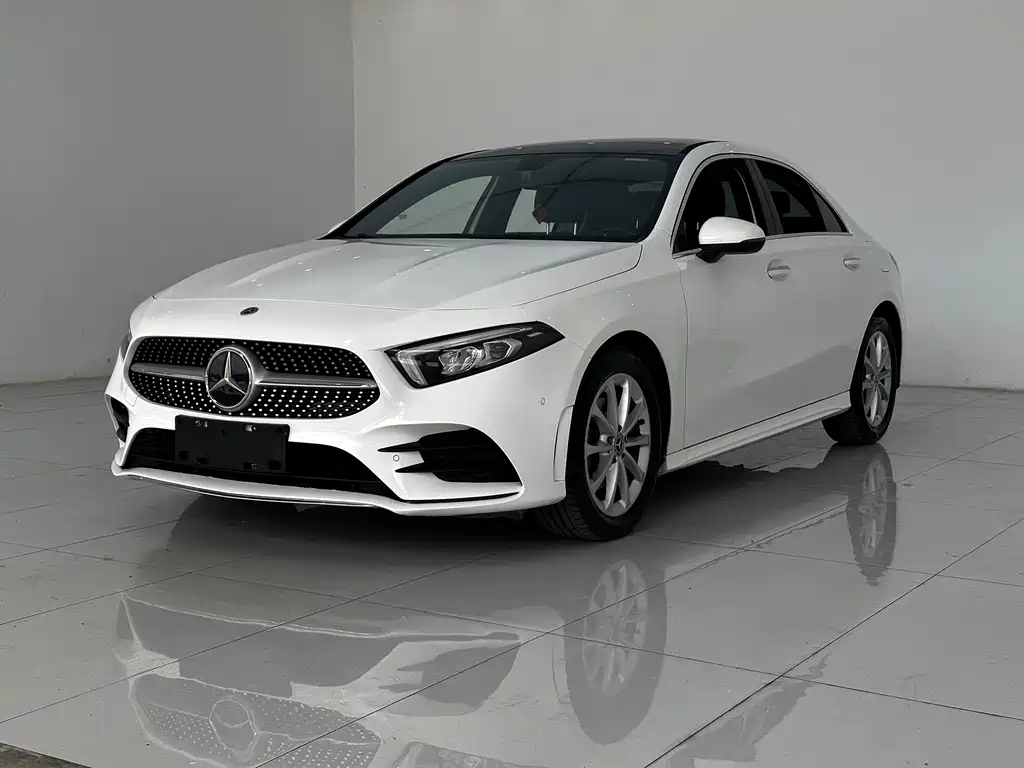 Mercedes-Benz A-Class 2021 — фото 1