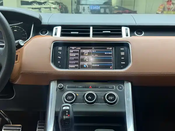 Land Rover Range Rover Sport 2014