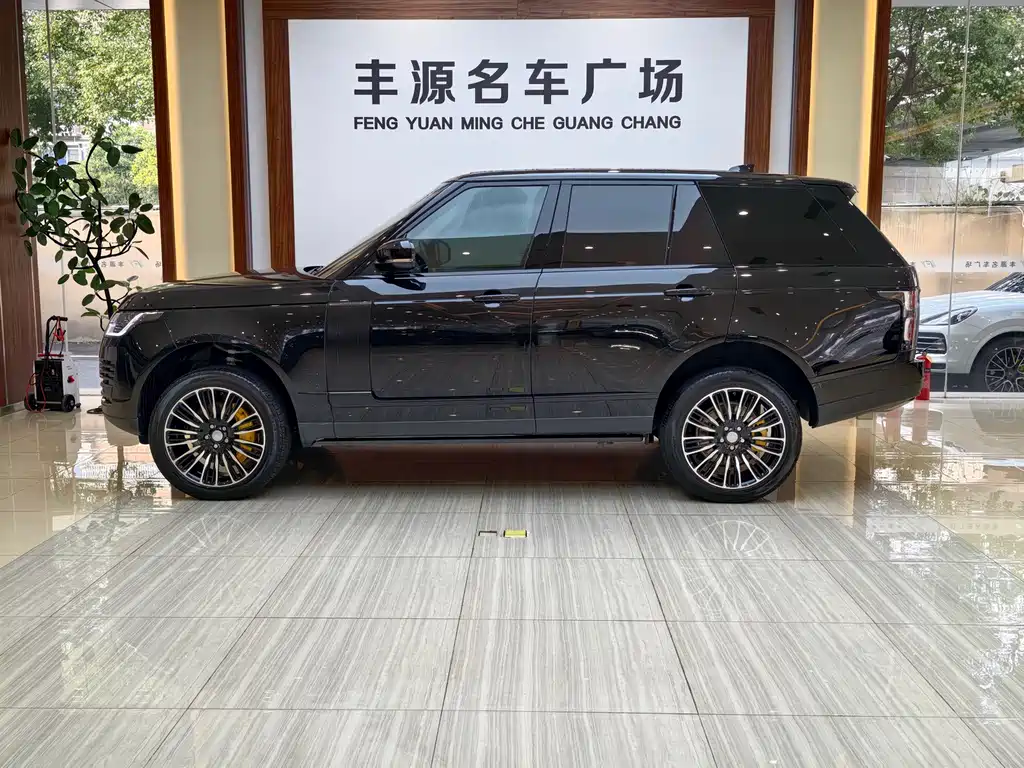 Land Rover Range Rover 2020 — фото 26