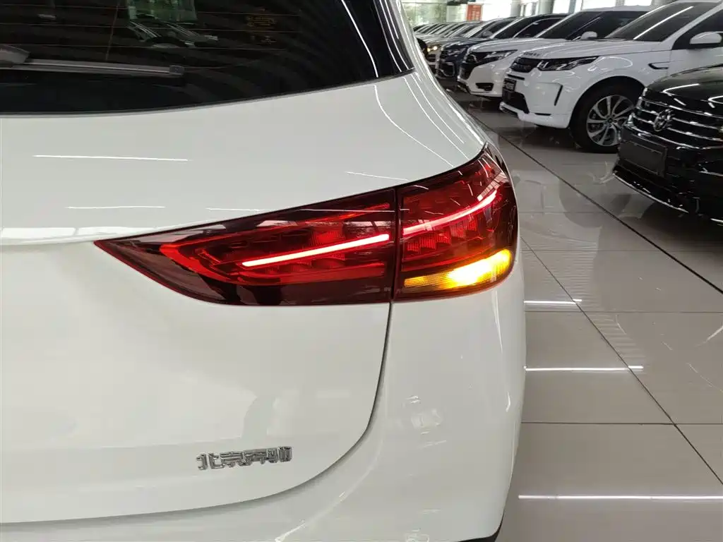 Mercedes-Benz GLA 2021 — фото 24
