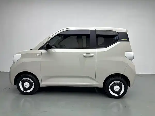 Wuling Hongguang MINIEV 2025