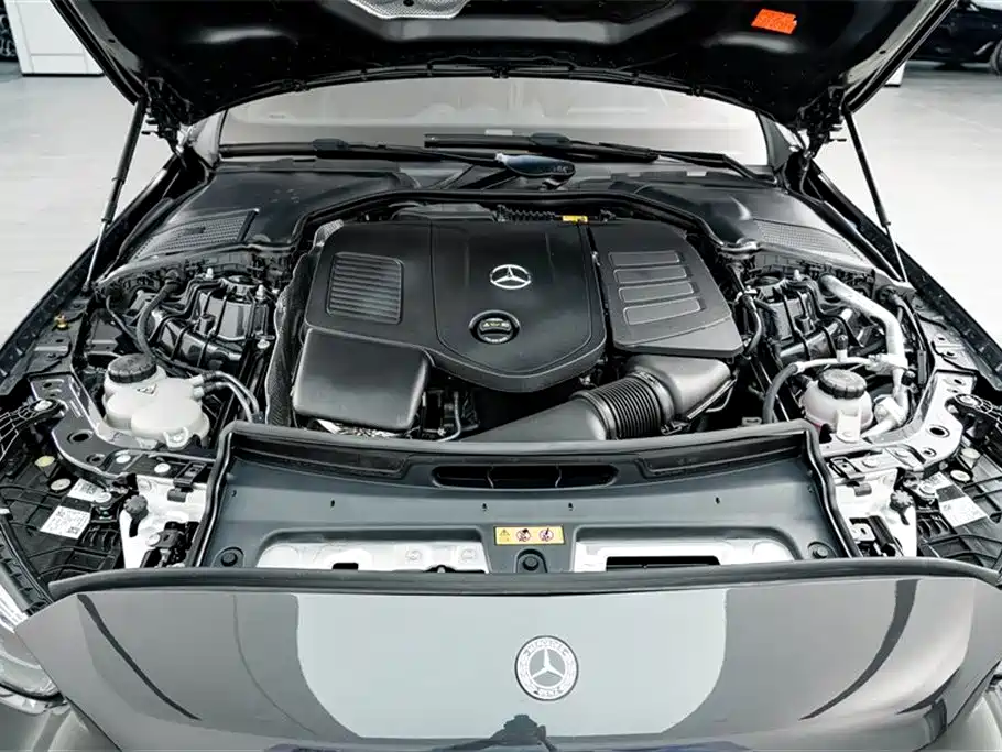 Mercedes-Benz C-Class 2024 — фото 23