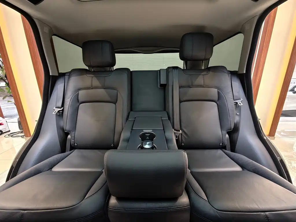 Land Rover Range Rover 2020 — фото 15