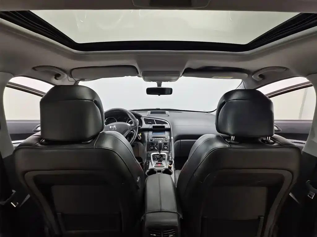 Peugeot 3008 2013 — фото 10