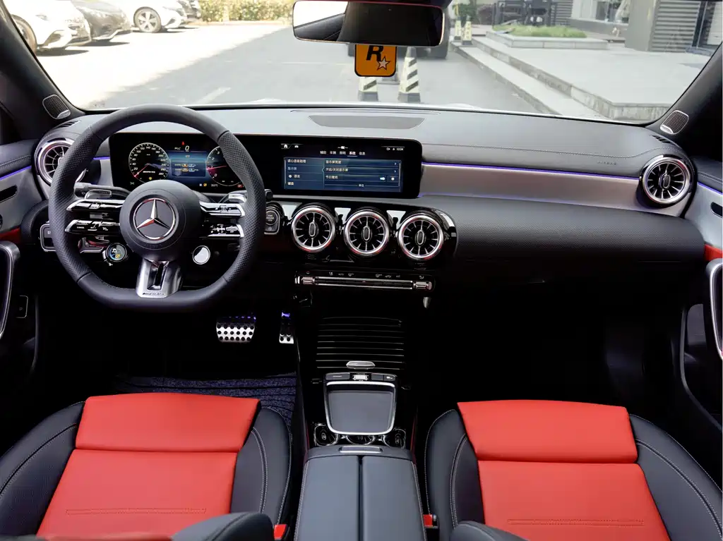 Mercedes-Benz CLA AMG 2026 — фото 14