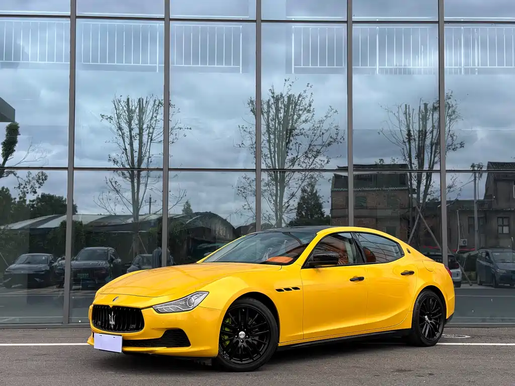 Maserati Ghibli 2015 — фото 1