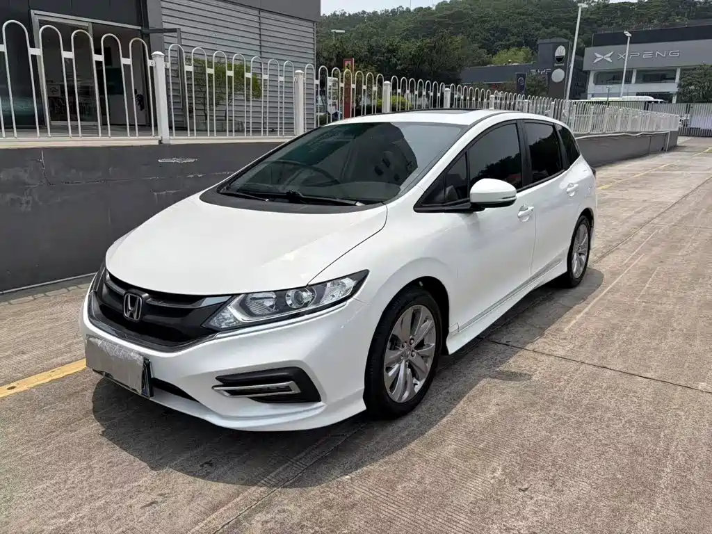 Honda Jade 2017 — фото 1
