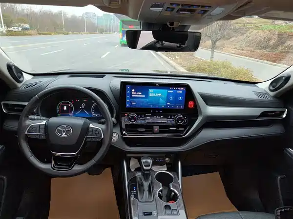 Toyota Highlander 2022