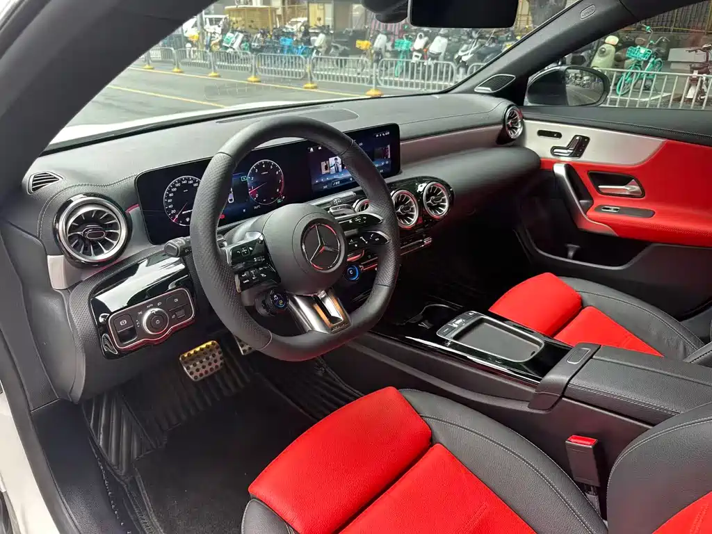 Mercedes-Benz Mercedes CLA AMG 2024