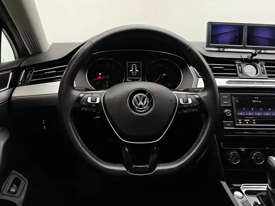 Volkswagen Magotan 2019 — фото 15