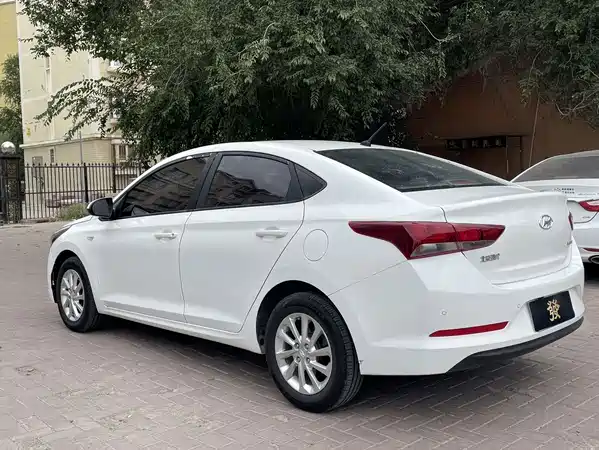 Hyundai Verna 2017