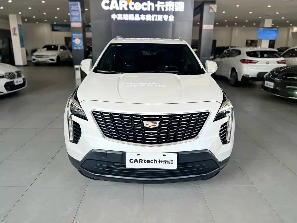 Cadillac XT4 2020 — фото 3
