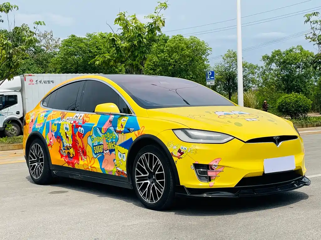 Tesla Model X 2017 — фото 3
