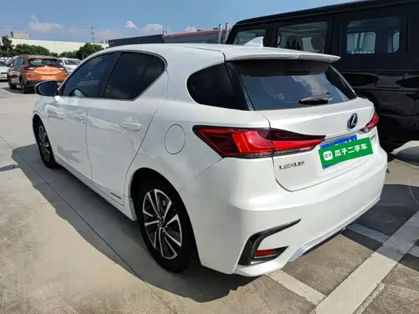 Lexus CT 2017