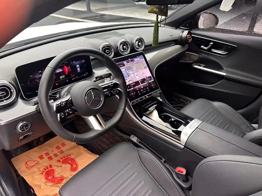Mercedes-Benz C-Class 2023 — фото 8