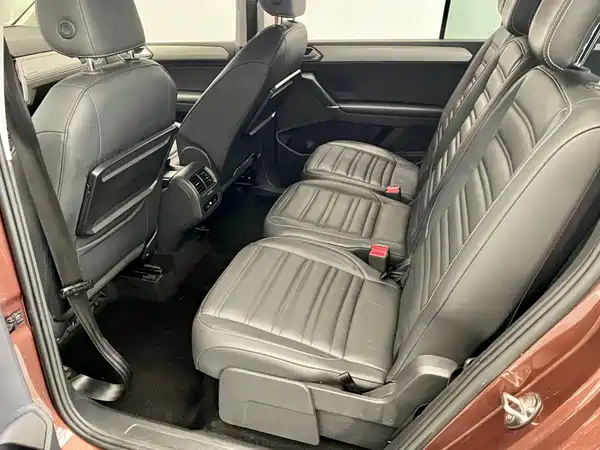Volkswagen Touran 2016