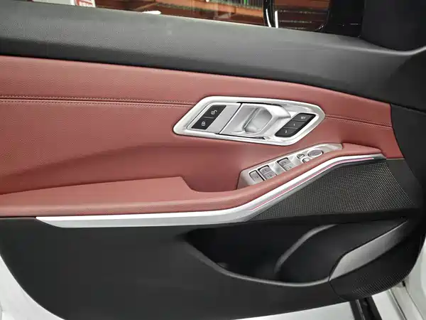BMW i3 2024